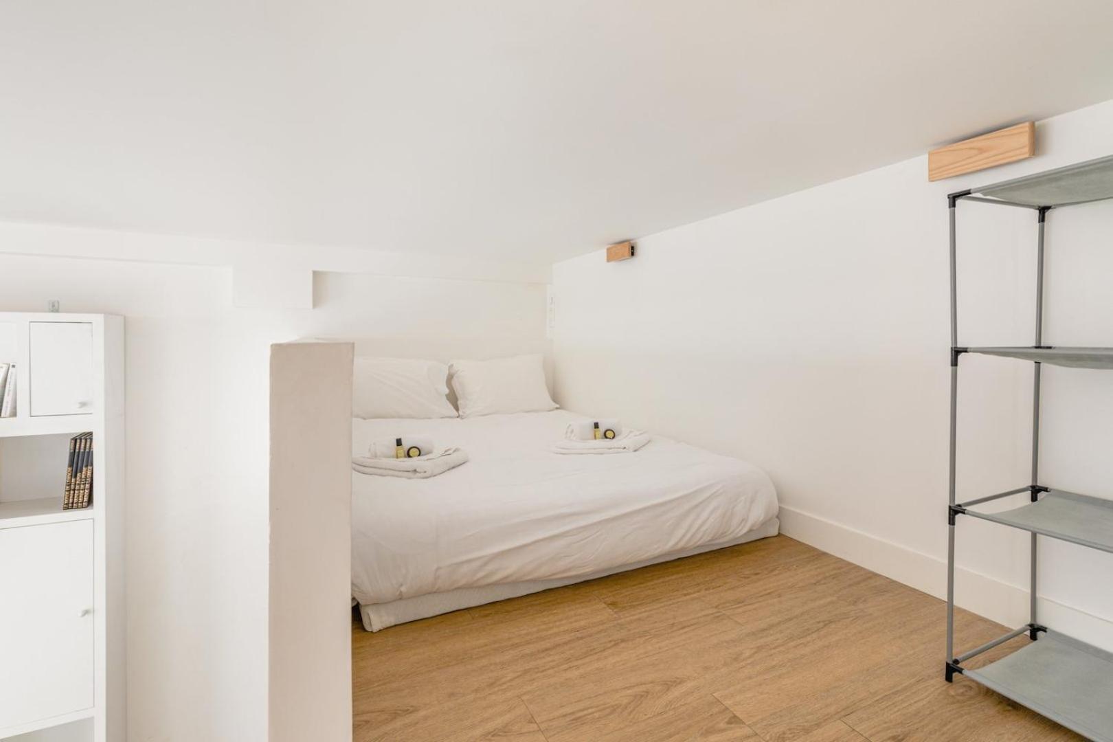 Disponible - Paris - All Equipped Duplex - From 1 To 6 Guests Экстерьер фото